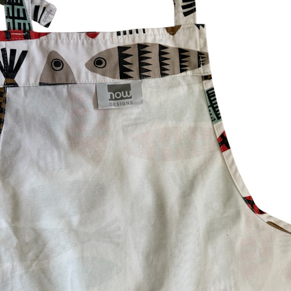 NOW Colorful Fish Pattern Apron - Picture 3 of 8